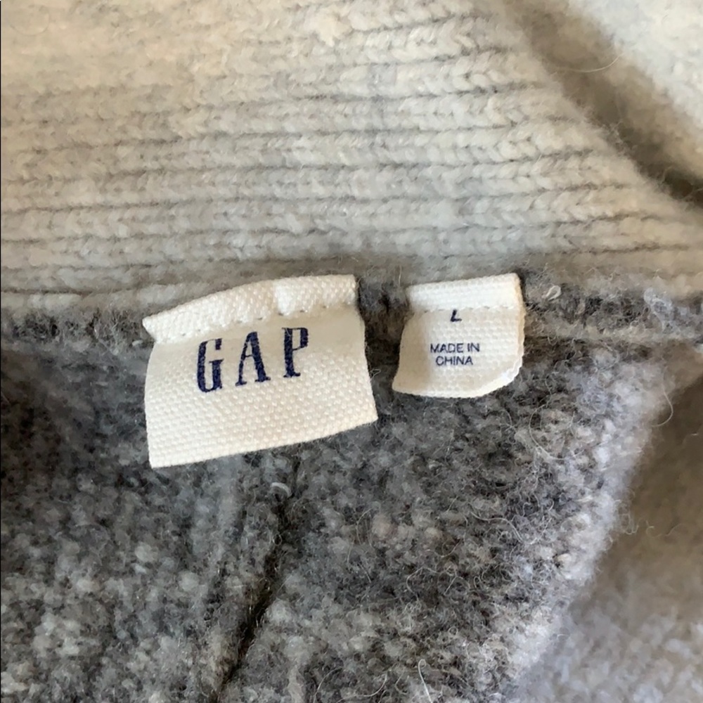 Gap Color Block Sweater, Size L - image 3